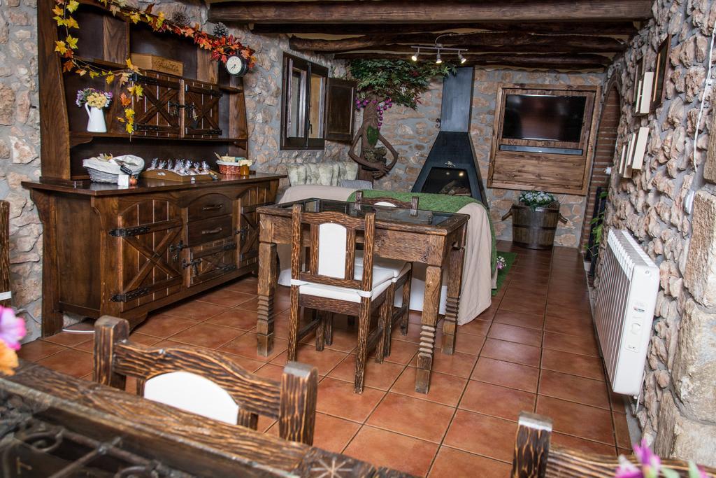Cal Ganso Encantat Albinyana Esterno foto